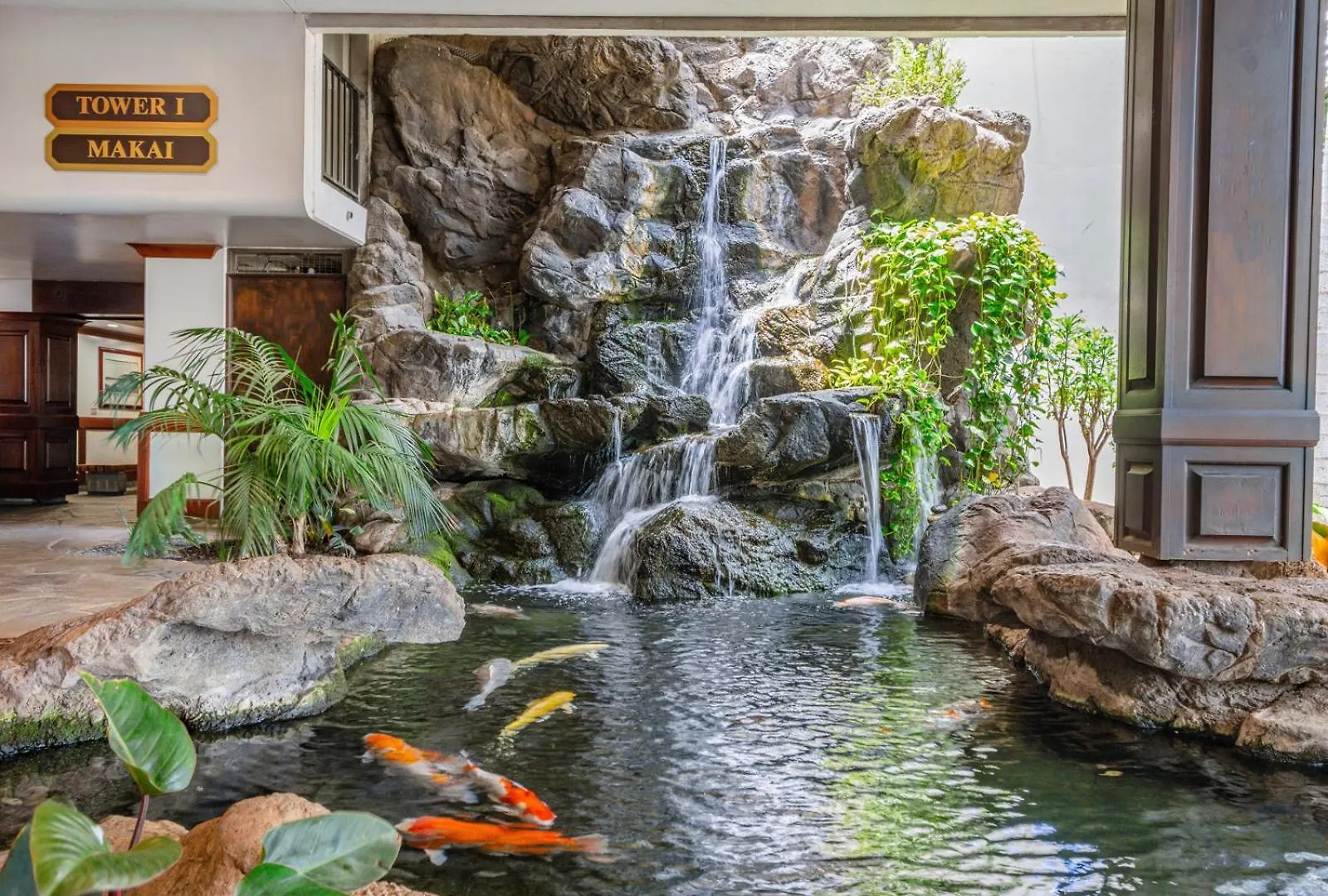 Rare Deluxe Ocean View Gem With Free Parking Apartment Honolulu
