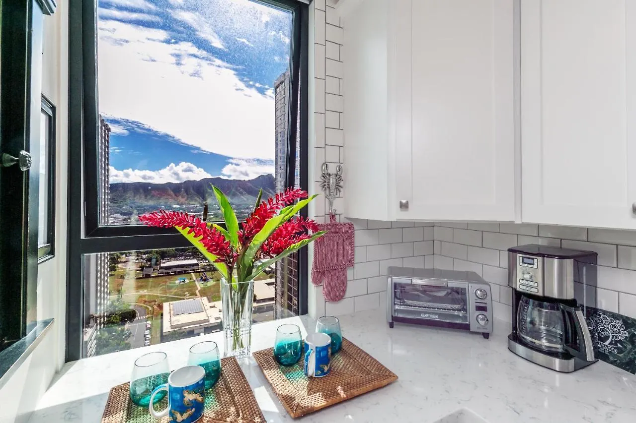 Rare Deluxe Ocean View Gem With Free Parking Apartment Honolulu