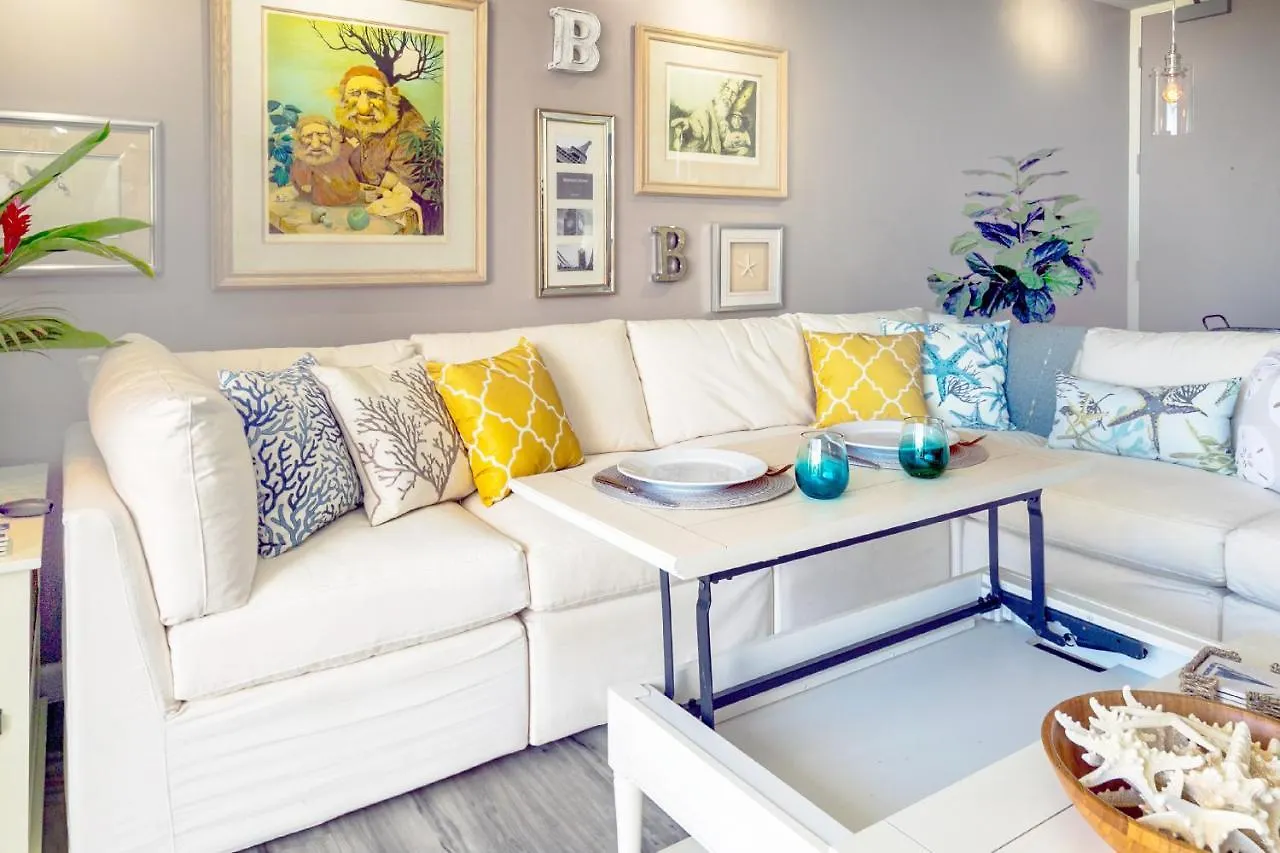 Rare Deluxe Ocean View Gem With Free Parking Apartment Honolulu United States